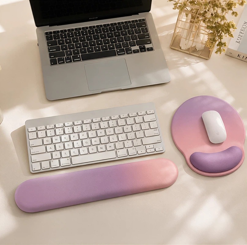 Gradient Pink Purple Rubber Wr - مراجعة Tradescantia Purple وسعره